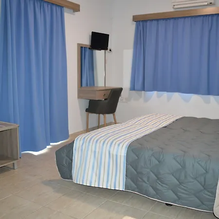 米莉公寓 圣纳帕