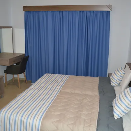 米莉公寓 圣纳帕