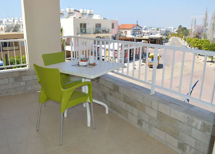 Millie's * Ayia Napa